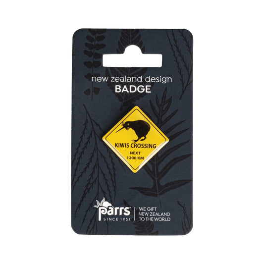 177B - Badge Kiwi Crossing