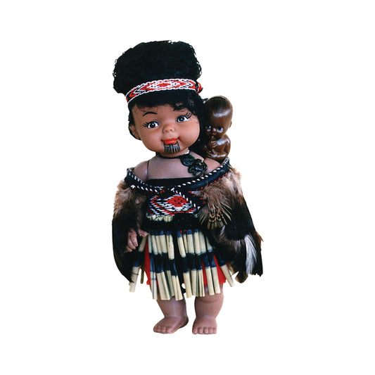 34 - Doll 20cm Wahine Full Feather Cloak Piupiu Skirt with Baby Boxed